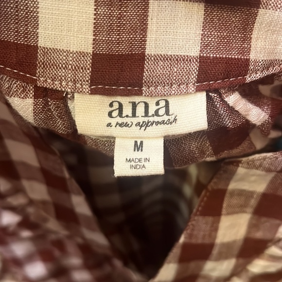 Checkered blouse top. - Picture 4 of 4